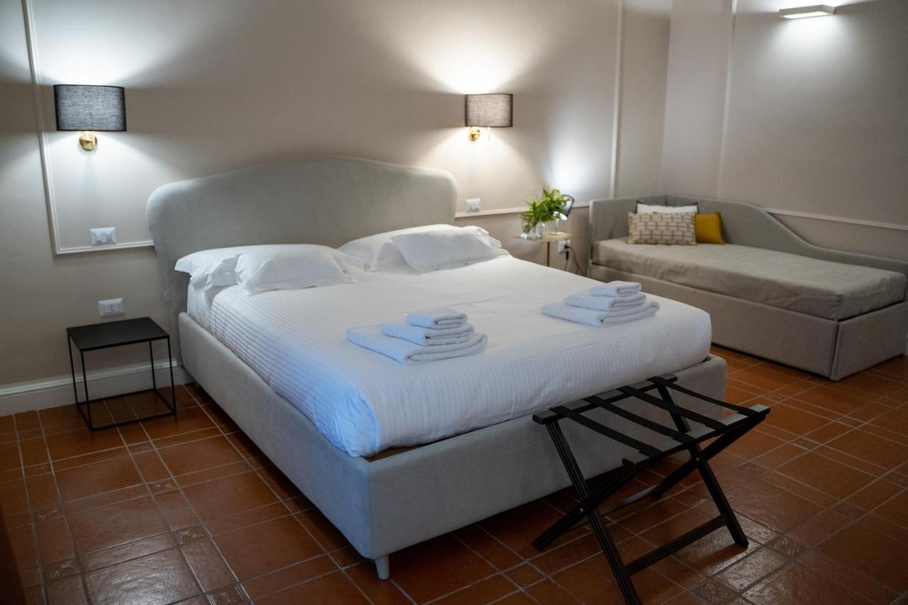 Casa Almika Principe Amedeo Hotel Bari Bagian luar foto