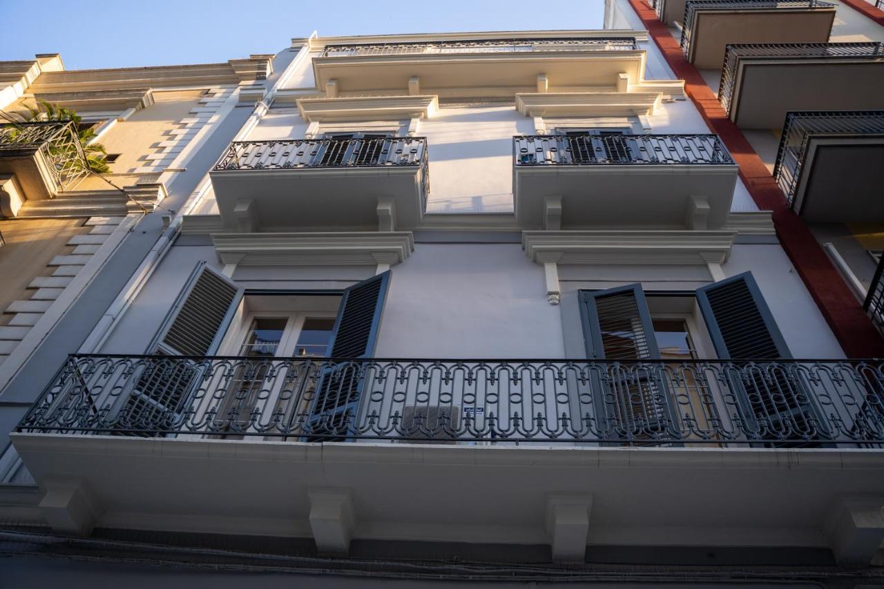 Casa Almika Principe Amedeo Hotel Bari Bagian luar foto