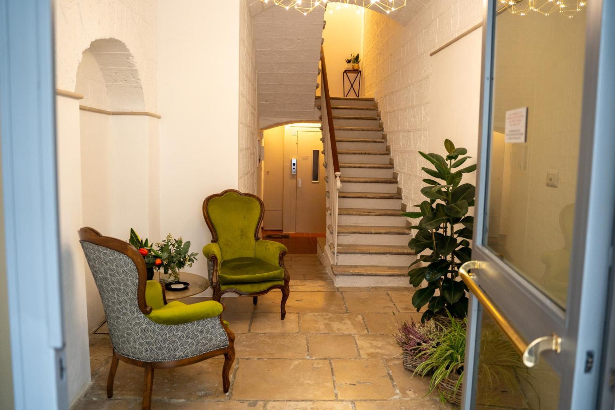 Casa Almika Principe Amedeo Hotel Bari Bagian luar foto